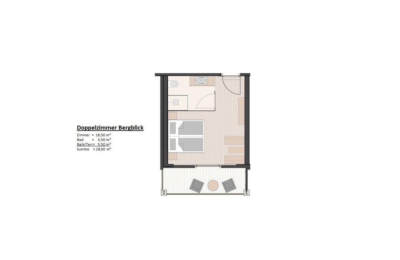 Grundriss eines Doppelzimmers mit Bergblick, inklusive Bad und Balkon mit zwei Stühlen und Tisch.